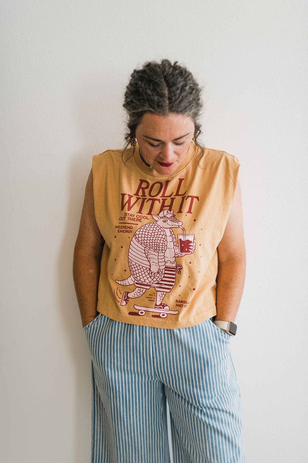 Roll with it armadillo | faded mustard boxy muscle tee